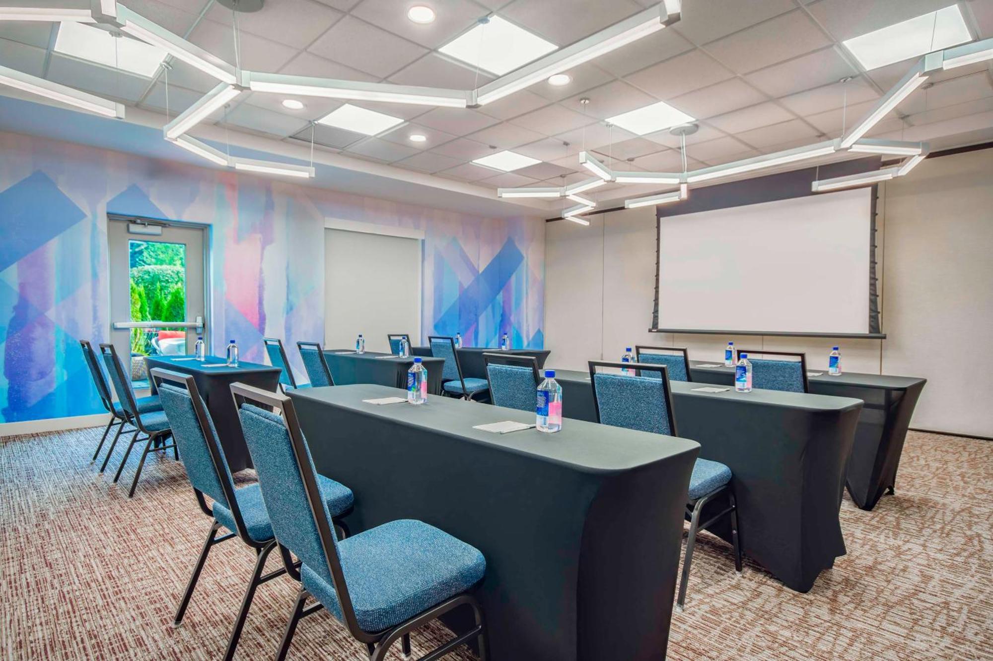 Hilton Garden Inn Danbury Exterior foto